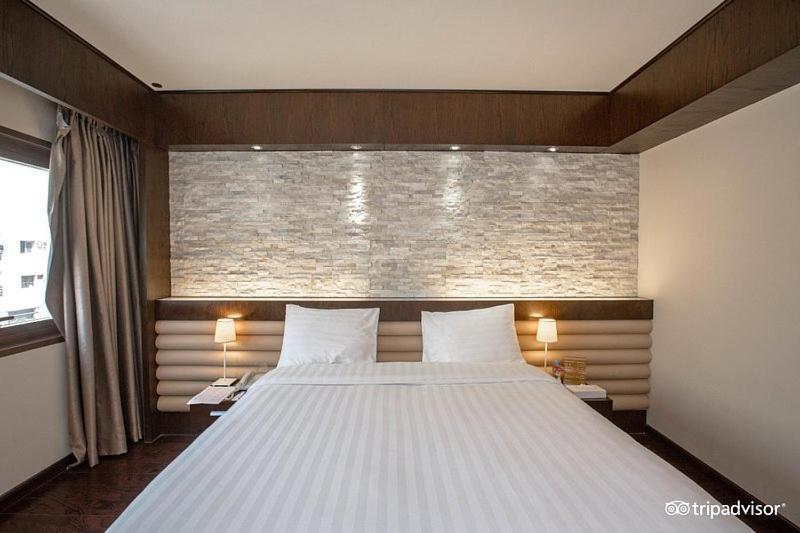 Mark Inn Hotel Deira Дубай Екстериор снимка