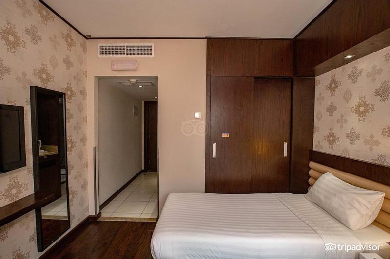 Mark Inn Hotel Deira Дубай Екстериор снимка