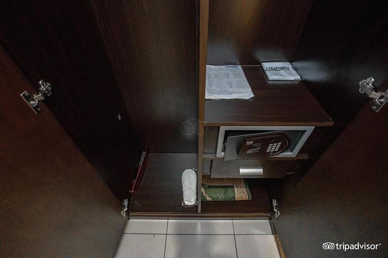 Mark Inn Hotel Deira Дубай Екстериор снимка