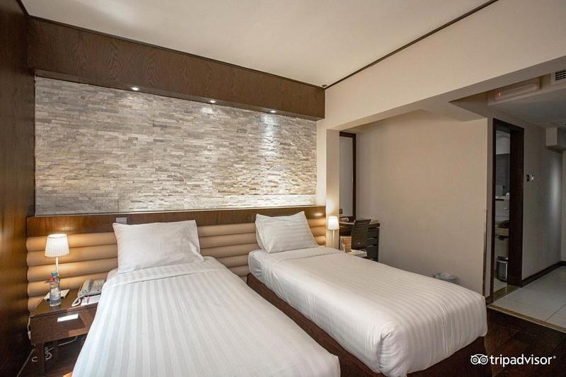 Mark Inn Hotel Deira Дубай Екстериор снимка