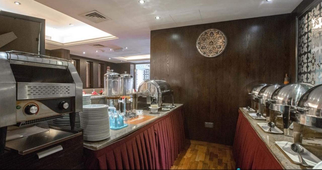 Mark Inn Hotel Deira Дубай Екстериор снимка